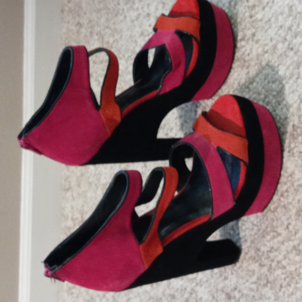 Dolce Vita Platform heels size 10